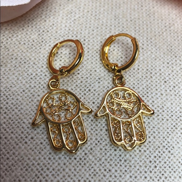 🧿Gold Boho Hamsa Hand Protection Earrings - Picture 5 of 8